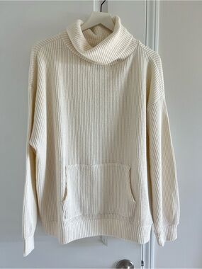 GAP Cream Turtleneck Waffle-Knit Pullover